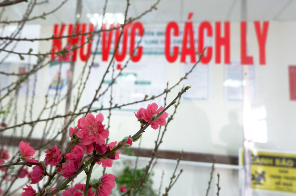 Tết 1 ngày của nữ điều dưỡng trên tuyến đầu chống dịch - 6 Tết 1 ngày của nữ điều dưỡng trên tuyến đầu chống dịch - 6