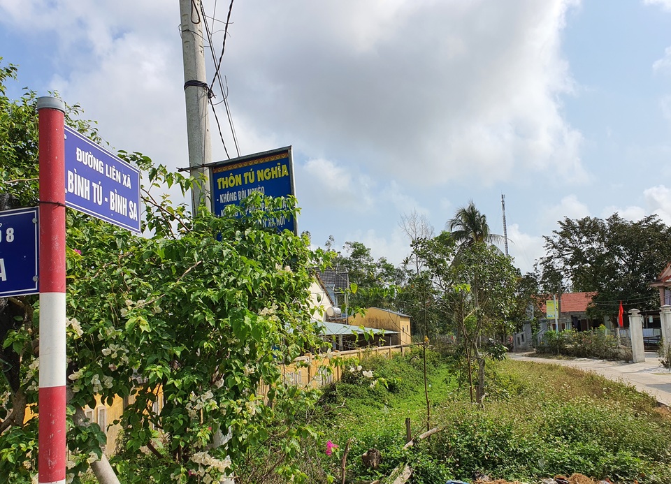 Cả xã thiết tha mong muốn được hiến đất mở đường - 4 Cả xã thiết tha mong muốn được hiến đất mở đường - 4