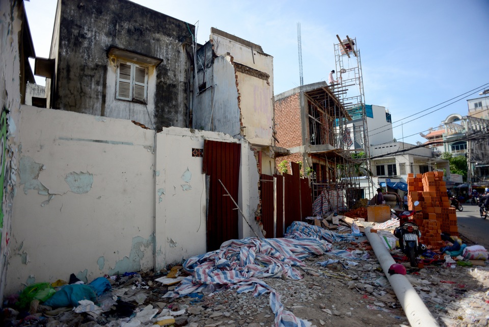 Nhà siêu nhỏ.jpg