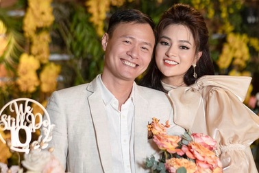 Siêu mẫu Vũ Thu Phương ly hôn chồng doanh nhân