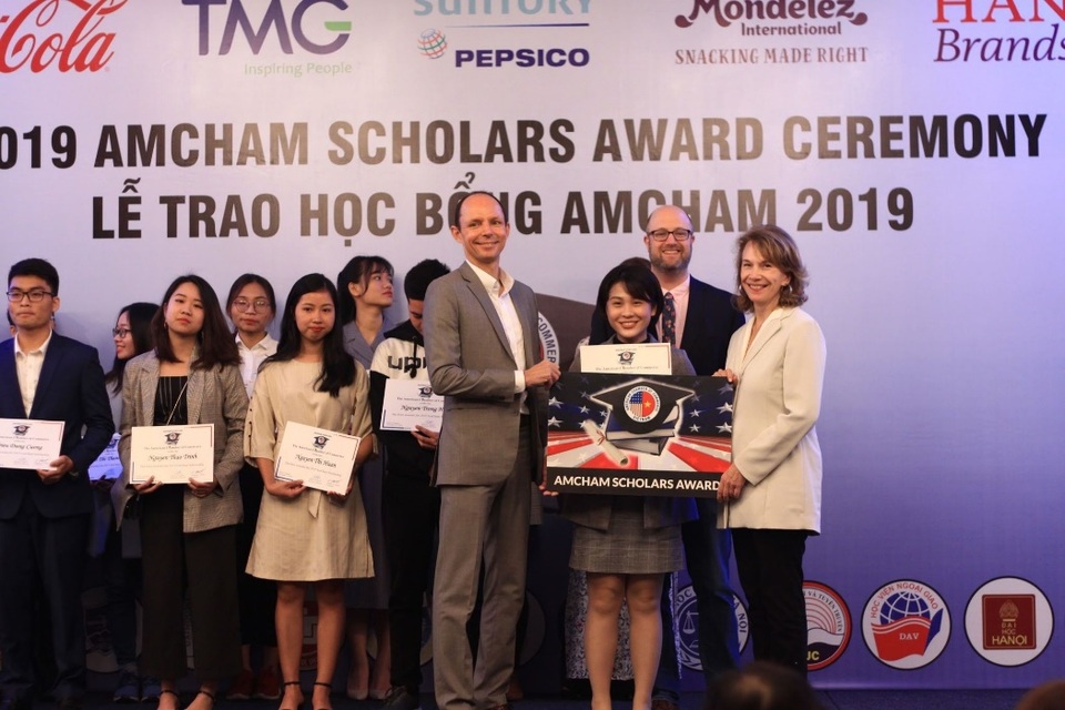 Thành tích “khủng” của Á khoa đầu vào, thủ khoa đầu ra ĐH Luật Hà Nội - 2 Thành tích “khủng” của Á khoa đầu vào, thủ khoa đầu ra ĐH Luật Hà Nội - 2