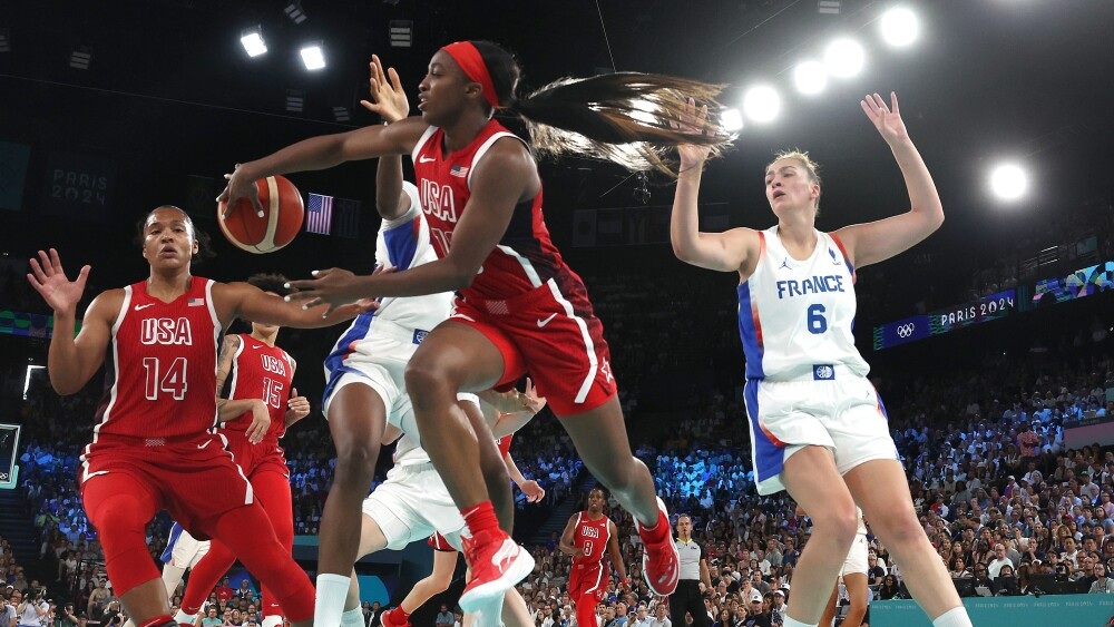 Le basketball féminin remporte la médaille d'or et les ÉtatsUnis en