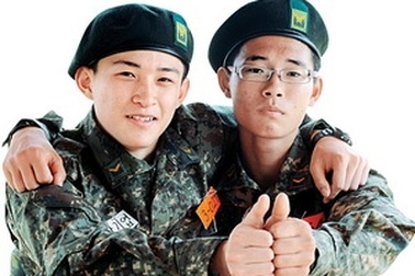 Quân đội Hàn lần đầu có sỹ quan chỉ huy gốc Việt