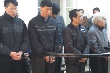 Giám đốc ngân hàng tiếp tay, siêu lừa “xơi” hàng trăm tỷ đồng 