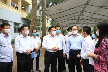 Bí thư Hà Nội: Thủ đô đang có 2 chùm ca bệnh phức tạp tại 2 bệnh viện lớn