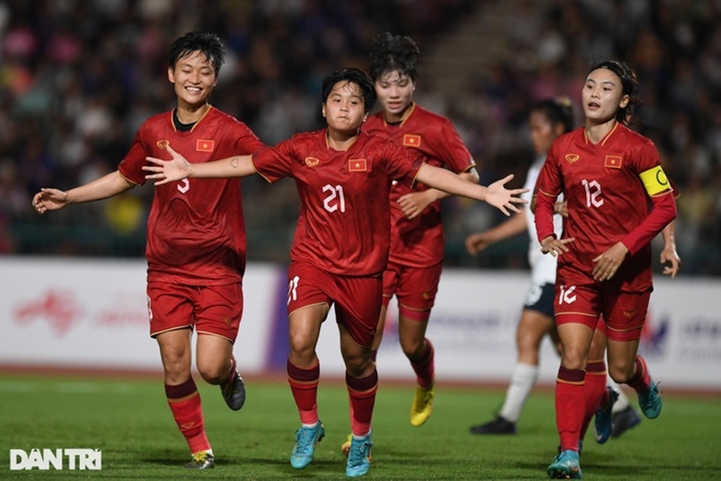 東南アジア大会でタイ、インドネシアと同じグループに入ったベトナム女子チーム - 1 Tuyển nữ Việt Nam cùng bảng Thái Lan, Indonesia ở giải Đông Nam Á - 1