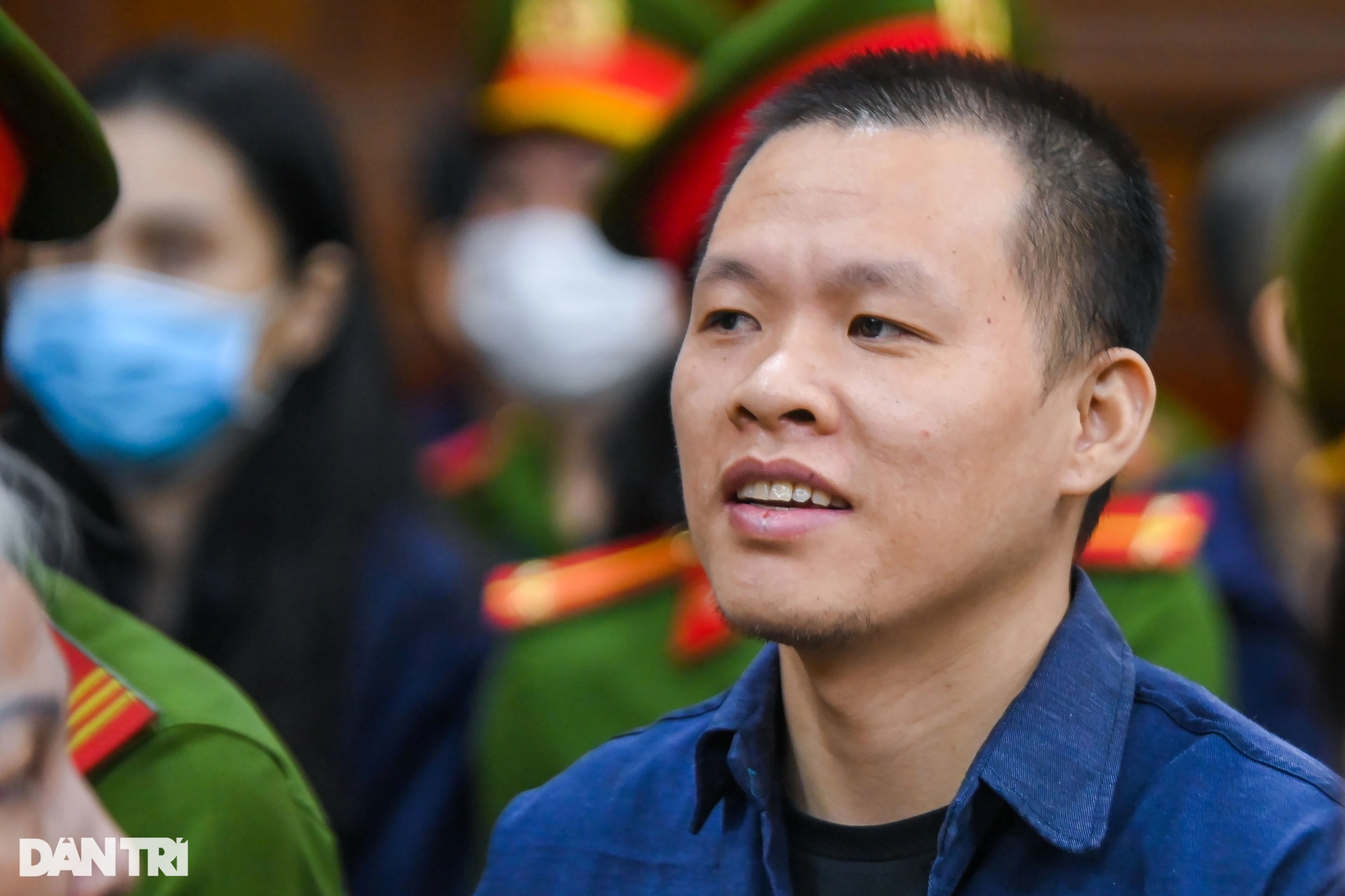 Bà trùm tuồn 1,6 tấn ma túy vào Việt Nam hầu tòa - 9 Bà trùm tuồn 1,6 tấn ma túy vào Việt Nam hầu tòa - 9