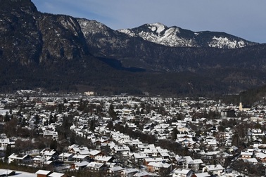 Xuất hiện biến thể SARS-CoV-2 mới "bất thường" ở Đức