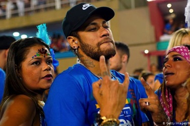 Khả năng kiếm tiền của Neymar “lao đao” vì scandal hiếp dâm