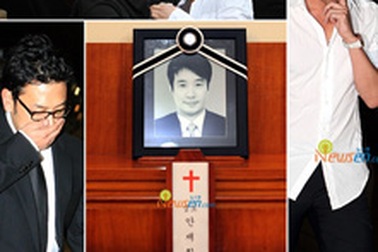 Bạn bè tiếc thương nam diễn viên Ahn Jae Hwan 