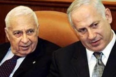 Thủ tướng Sharon luôn "ngủ chung" với súng  