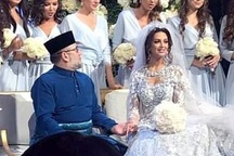 Nhà vua Malaysia kết hôn với cựu Hoa hậu Nga