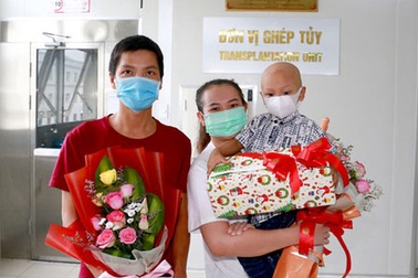 Ghép tủy, cứu sống bé 30 tháng tuổi
