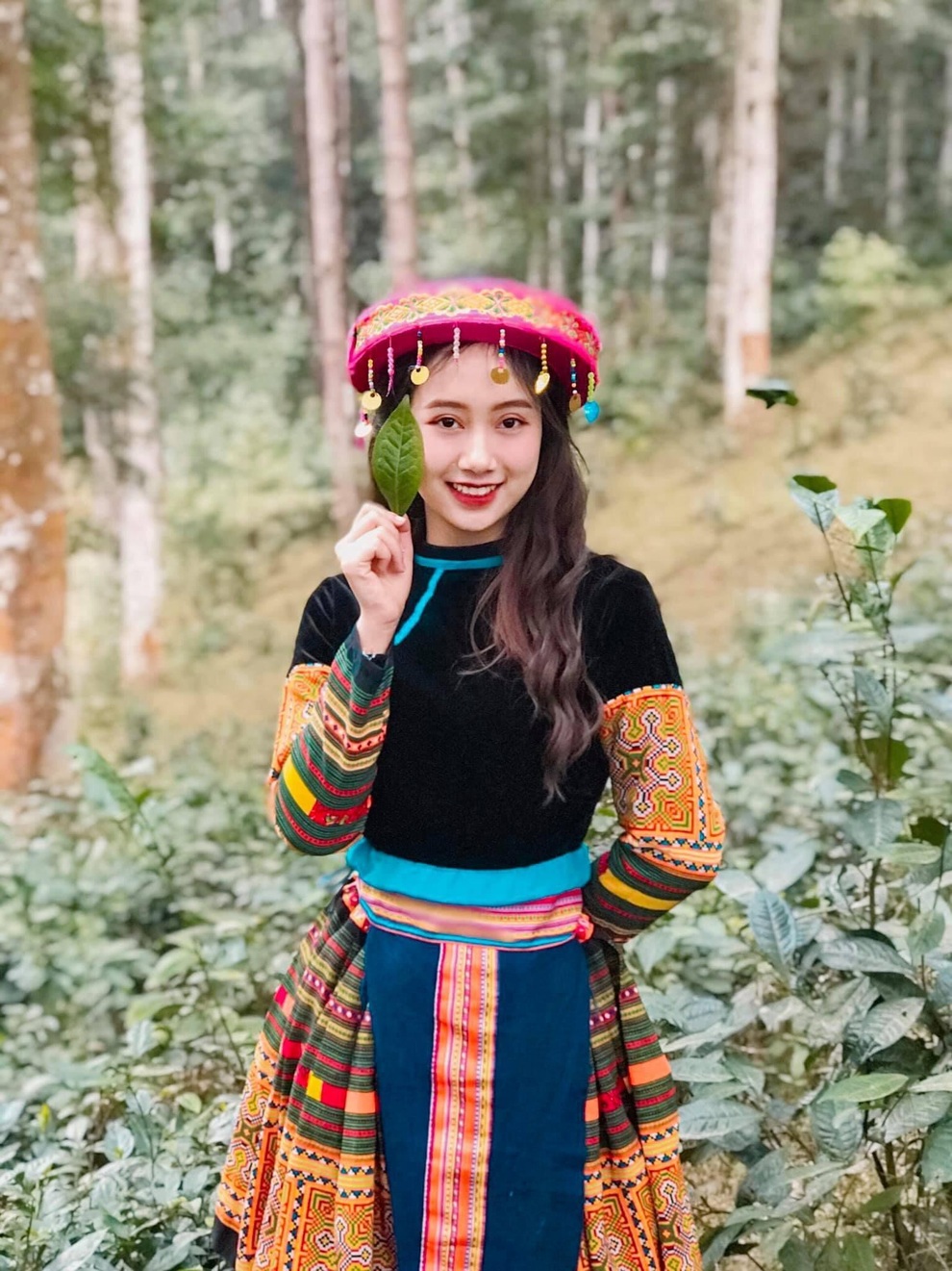 Nữ sinh trường Dược đẹp tựa bông hoa ban trắng của núi rừng Tây Bắc - 4 Nữ sinh trường Dược đẹp tựa bông hoa ban trắng của núi rừng Tây Bắc - 4