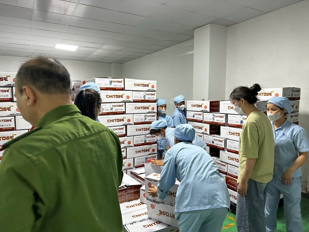 Khởi tố Chủ tịch Công ty Z Holding vì sản xuất sữa bột Hiup giả - 1 Khởi tố Chủ tịch Công ty Z Holding vì sản xuất sữa bột Hiup giả - 1