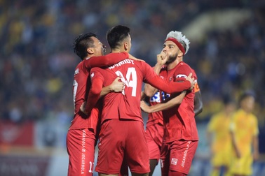 Thắng kịch tính CLB Nam Định, CLB Hải Phòng trụ hạng