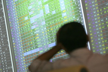 Vn-Index giảm mạnh xuống 528 điểm