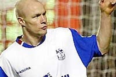 Giải hạng Nhất Anh hấp dẫn hơn Serie A?