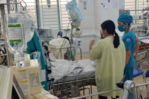 Bé trai 7 tuổi ở TPHCM ngưng thở sau khi uống thuốc cai ma túy của cậu