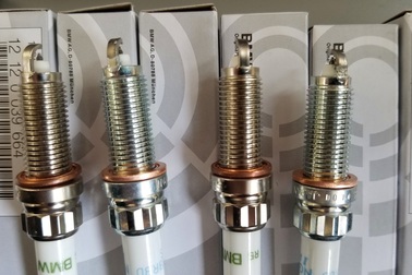 Các dấu hiệu nhận biết bugi thật và hàng giả