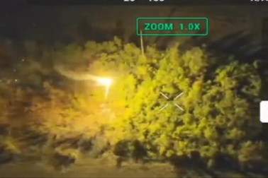 Nga rải kim loại nóng chảy xuống thành trì của Ukraine