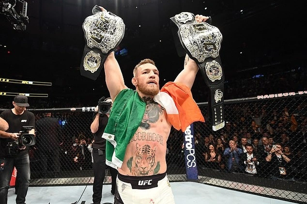 Conor McGregor received Jiu-Jitsu black belt after 9 years of hard training - 2