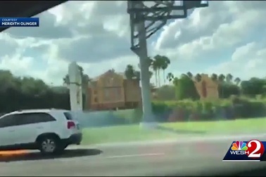 Cháy xe Kia Sorento phiên bản 2012 ở Mỹ