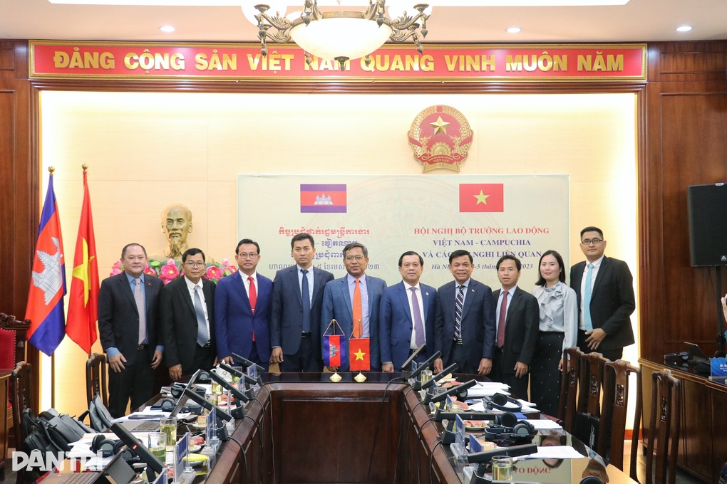 Thúc đẩy quan hệ hợp tác trong lĩnh vực lao động, phát triển nguồn nhân lực - 1 Thúc đẩy quan hệ hợp tác trong lĩnh vực lao động, phát triển nguồn nhân lực - 1