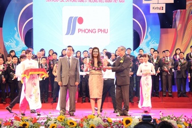 Phong Phú được vinh danh “Thương hiệu mạnh 2014”