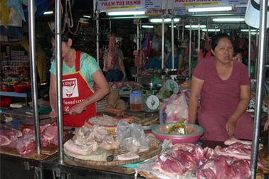 Trữ nguồn hàng bình ổn Tết trị giá 400 tỷ đồng