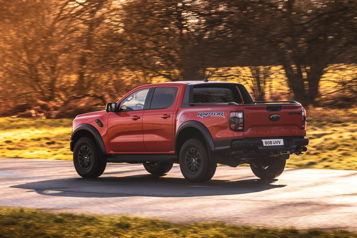 Ford Ranger Raptor thế hệ mới ra mắt, có bản V6 tăng áp kép - 11 Ford Ranger Raptor thế hệ mới ra mắt, có bản V6 tăng áp kép - 11