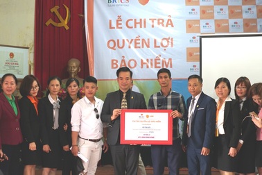 LIAN chi trả hết mức trách nhiệm cho khách hàng đầu tiên tham gia bảo hiểm