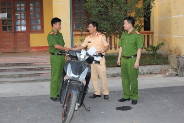 Phát hiện xe mất cắp ở Hà Nội khi xử lý vi phạm giao thông tại Hà Nam