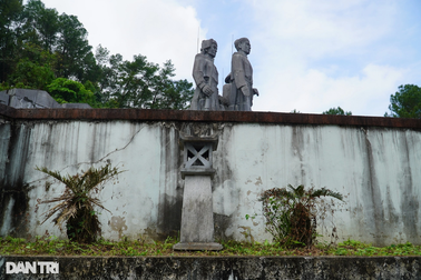 Vì sao nhiều hạng mục công trình tượng đài 30 tỷ đồng ở Hà Tĩnh xuống cấp?