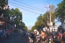 Tạm giữ thanh niên đánh người đàn ông sau va chạm ở Đồng Nai