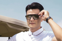 Vĩnh Thụy khoe diện mạo điển trai trên sân golf