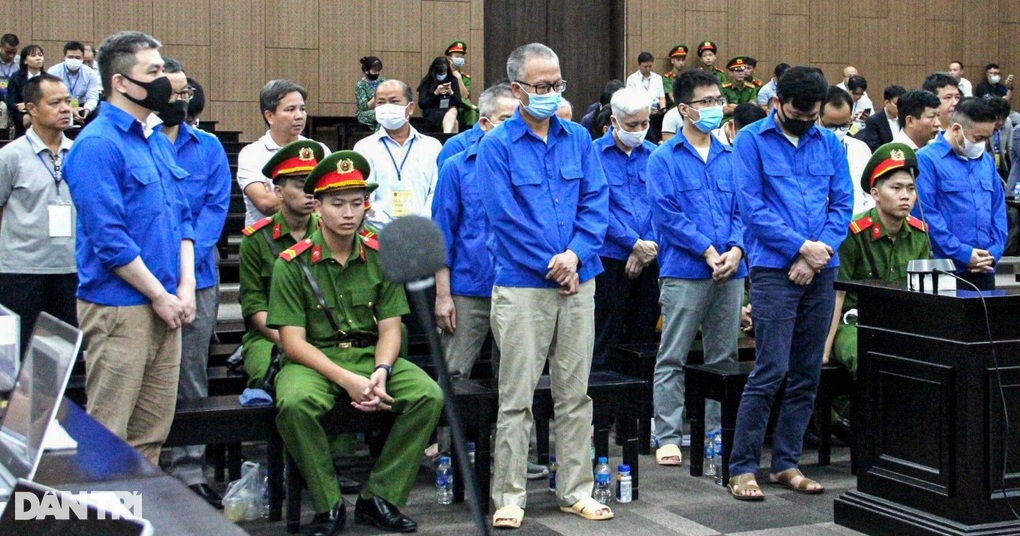 Cựu Tổng giám đốc VEC bị đề nghị 7 năm tù - 1 Cựu Tổng giám đốc VEC bị đề nghị 7 năm tù - 1