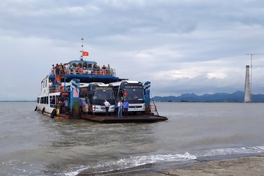 Hải Phòng cho phép các tuyến giao thông tới Cát Bà hoạt động trở lại