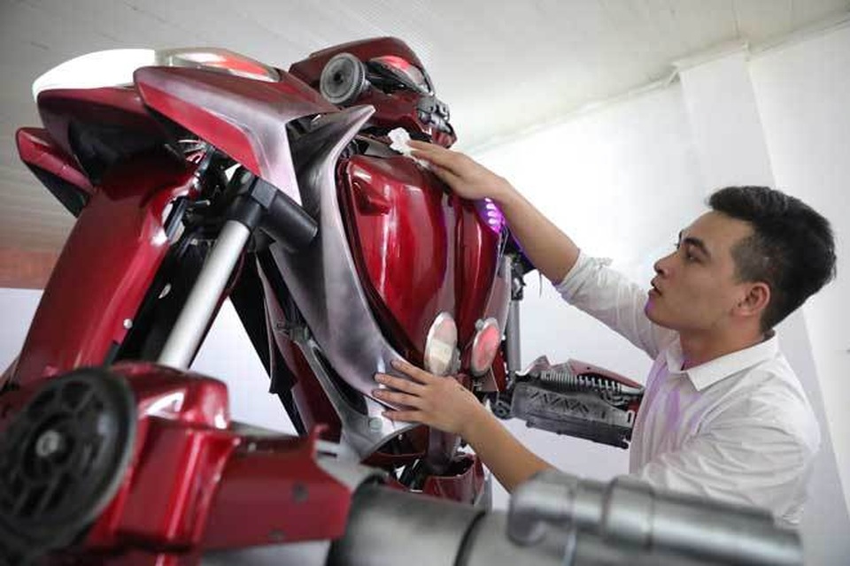 Robot made in Việt Nam ra đời... từ rác - 3 Robot made in Việt Nam ra đời... từ rác - 3