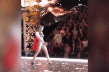 Clip gây sốt khiến “ai cũng muốn có một người bạn trai như thế này”