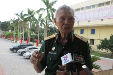 Đại đội phó tự cắt chân mình để tiếp tục chiến đấu trong chiến dịch Đường 9 - Khe Sanh