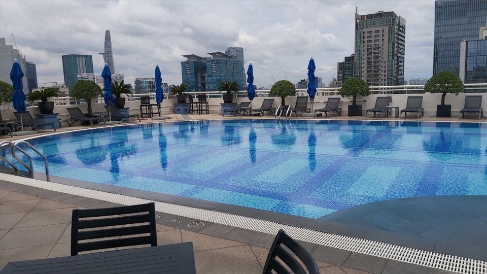 Giá khách sạn 5 sao rẻ bèo, người dân TPHCM rủ nhau vào ở để trải nghiệm - 7 Giá khách sạn 5 sao rẻ bèo, người dân TPHCM rủ nhau vào ở để trải nghiệm - 7