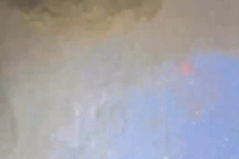 Chàng trai chia sẻ video khoảnh khắc bị cá mập cắn đứt chân