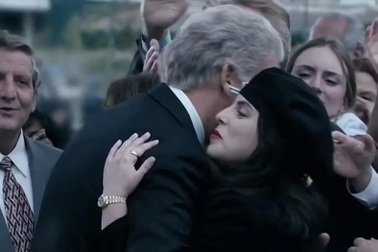 Monica Lewinsky làm phim về scandal tình ái của chính mình