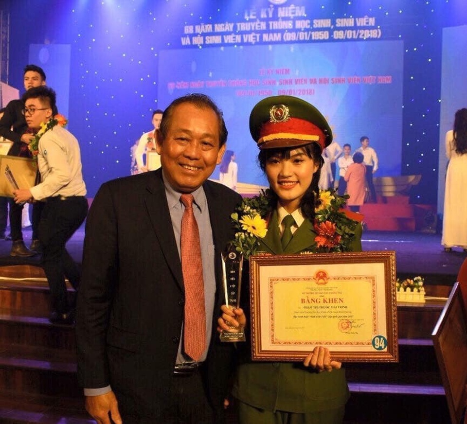 Nữ thủ khoa của Học viện Cảnh sát tiết lộ về kỷ luật thép trong trường - 3 Nữ thủ khoa của Học viện Cảnh sát tiết lộ về kỷ luật thép trong trường - 3