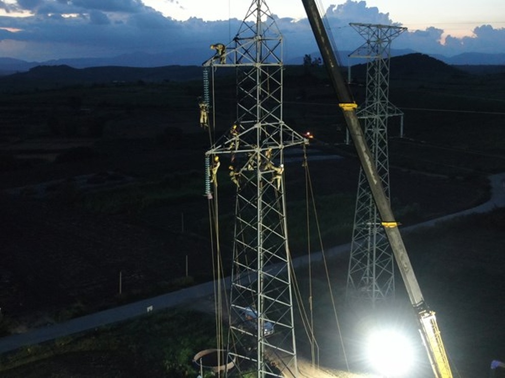 EVNNPT xây dựng các phương án đảm bảo vận hành an toàn lưới điện truyền tải mùa mưa bão - 3 EVNNPT xây dựng các phương án đảm bảo vận hành an toàn lưới điện truyền tải mùa mưa bão - 3