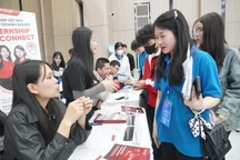 Doanh nghiệp tuyển gần 40.000 lao động, lương lên đến 20 triệu đồng/tháng