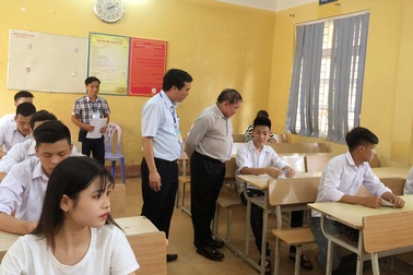 Thứ trưởng Bùi Văn Ga quán triệt công tác coi thi sát “giờ G”