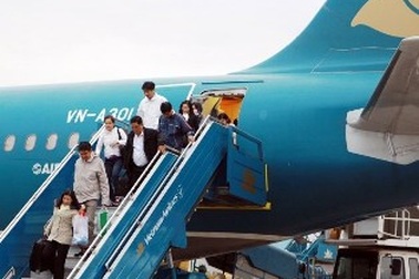 Vietnam Airlines điều chỉnh giờ bay vì siêu bão Hải Yến