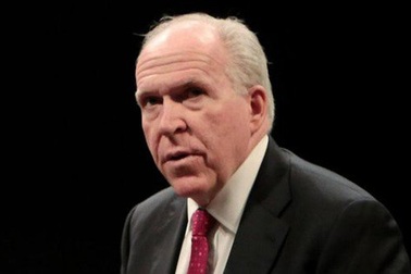 Cựu giám đốc CIA nói ông Trump “say quyền lực”